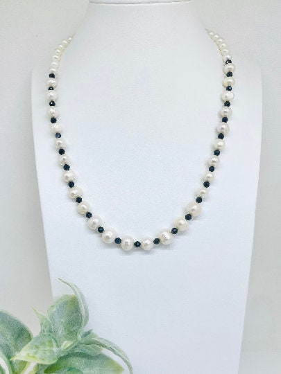 Pearl Necklace, Sapphire Necklace, Choker Necklace, Mismatched Seed Beads Necklace, Freshwater Pearl Necklace, Beaded Necklace, Gift for Her