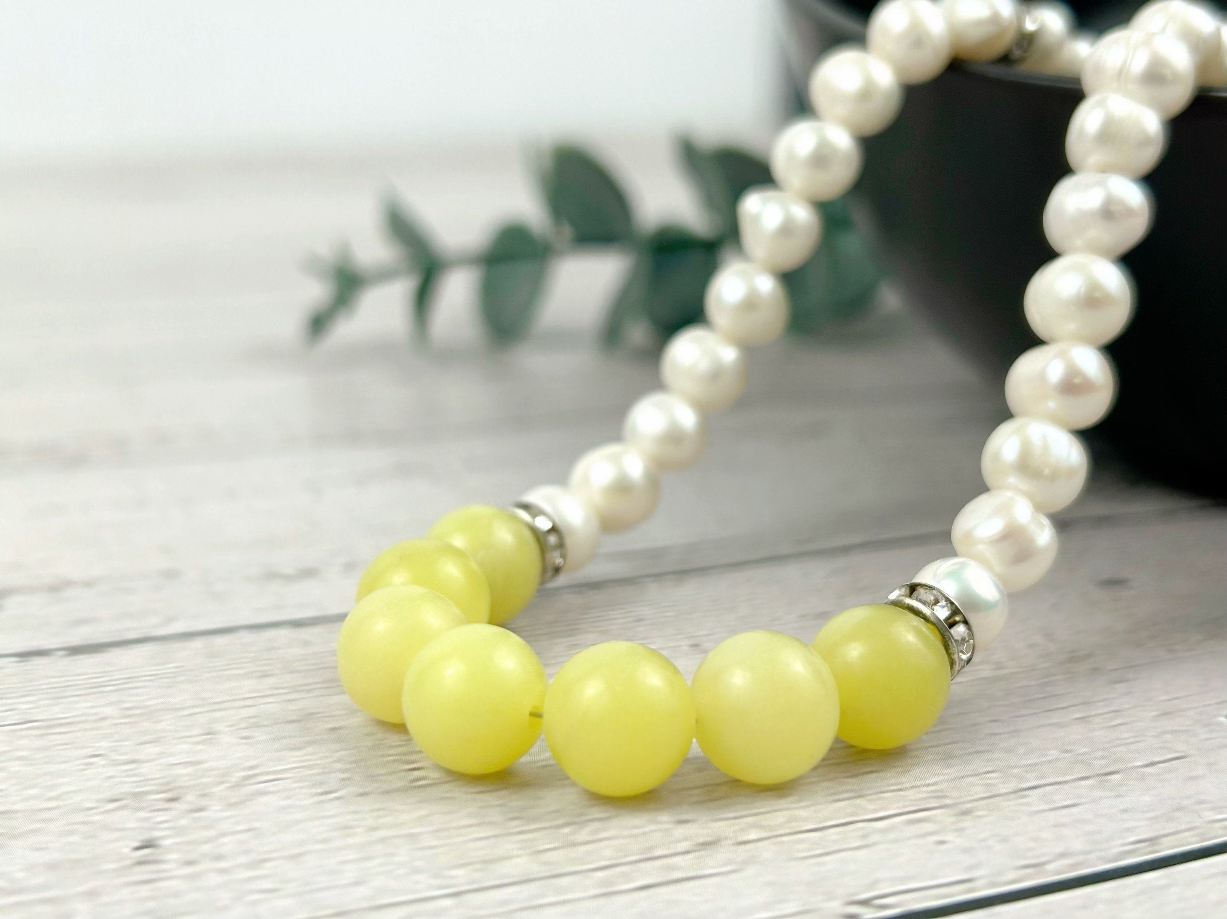 Jade Necklace, Freshwater Pearl Necklace, Choker Necklace, Handmade Jewelry, Good Luck Necklace, Women Necklace, Pearl Necklace