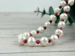 Pearl Necklace Gift for her, Ruby Necklace, Freshwater Pearl Choker Necklace, Pearl Necklace with Gemstones, Gift for Mom, Gift for Wife