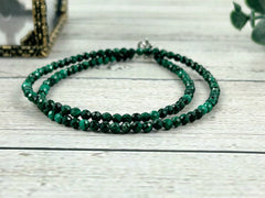 Malachite Necklace, Green Beaded Choker Necklace, Birthday Gift for Her, Jewelry Gift for Mom, Boho Necklace, Layering Necklace