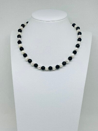 Freshwater Pearl Necklace, Black and White Necklace, Black Onyx Necklace, Choker Necklace, Classic Necklace, Statement Necklace