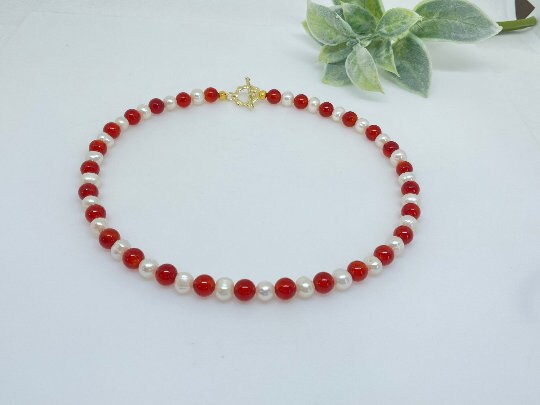 Carnelian Necklace, Pearl Necklace, Choker Necklace, Statement Necklace, Beaded Necklace, Stacking Necklace, Freshwater Pearl Necklace