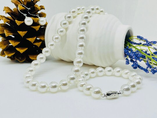 White Pearl Choker Necklace, Personalized Gift for Her, South Sea Shell Pearl, Bridesmaid gifts, Matron of Honor Gift, Birthday Gift for Her