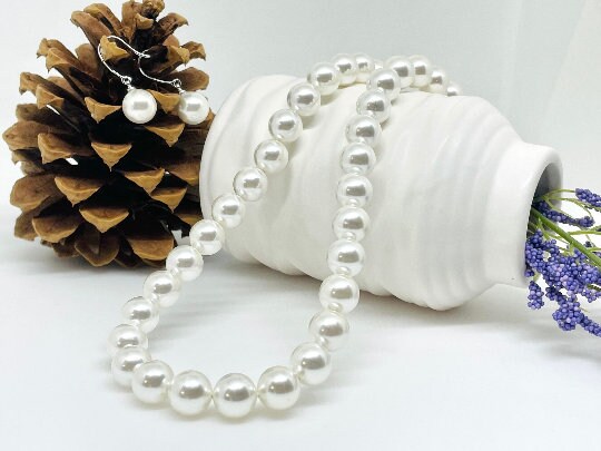 White Pearl Choker Necklace, Personalized Gift for Her, South Sea Shell Pearl, Bridesmaid gifts, Matron of Honor Gift, Birthday Gift for Her