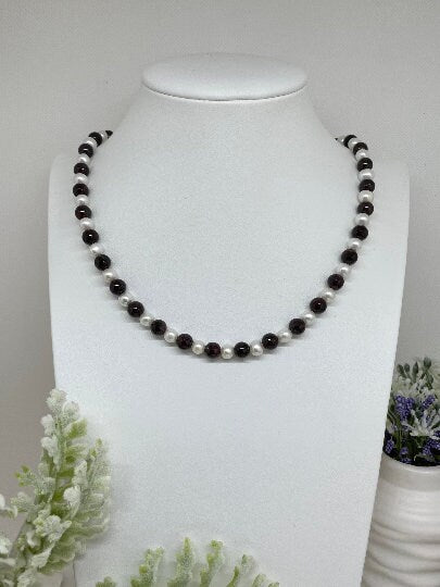 Freshwater Pearl Necklace, Beaded Necklace, Garnet Necklace, January Birthstone Jewelry, Pearl Bridal Necklace, Necklace for Her