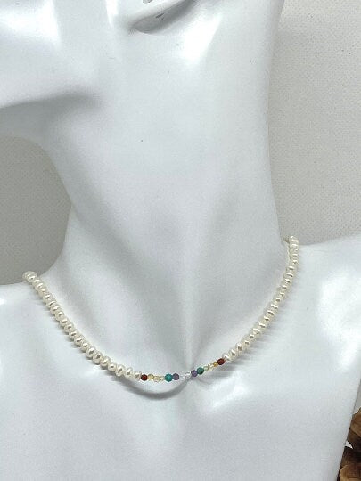 7 Chakra Necklace, Birthday Gift for Her, Pearl Choker Necklace, Minimalist Jewelry, Matron of honor gift, Dainty Pearl Necklace, Mom Gift
