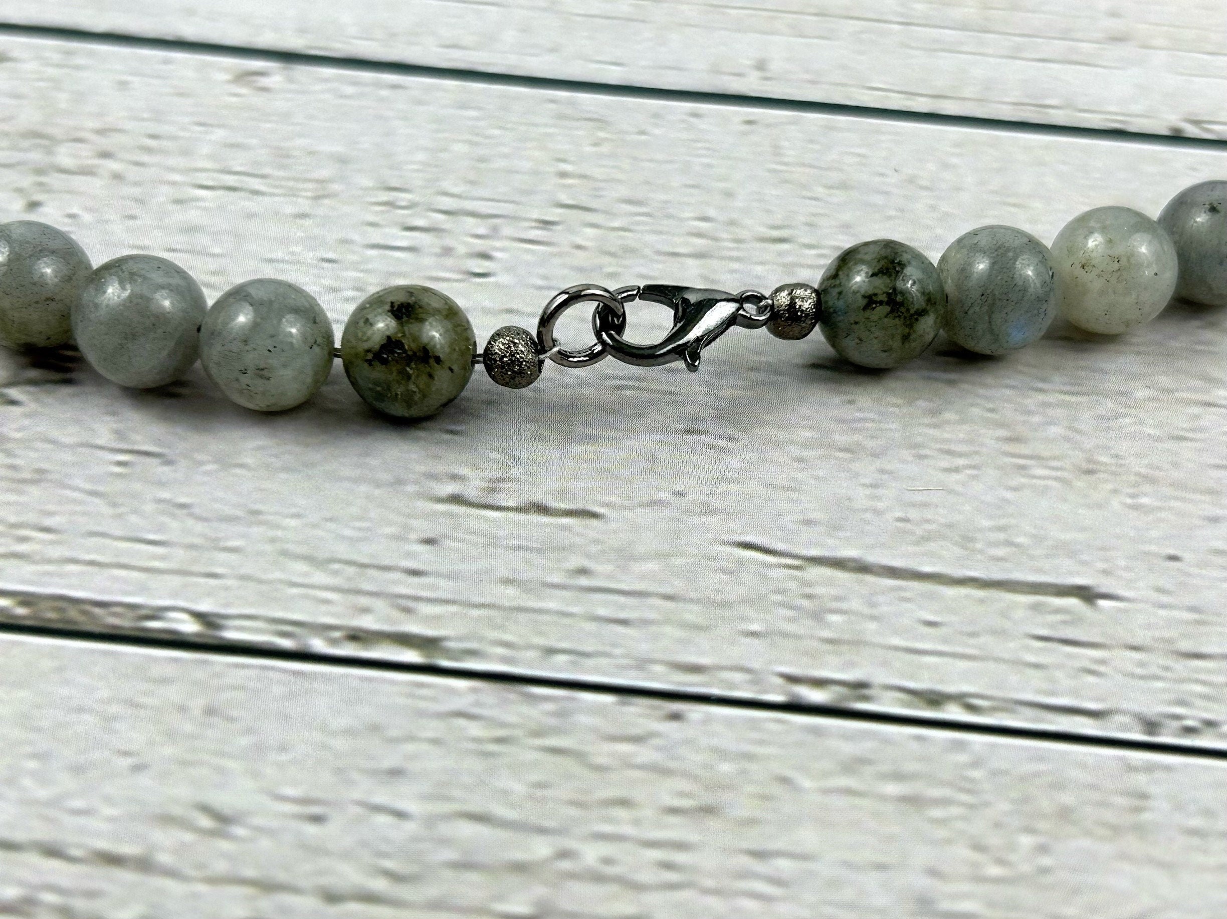 Labradorite Necklace, Chakra Balancing Necklace, Healing Gemstones Necklace, Crystal Necklace, Beaded Necklace, Protection Necklace