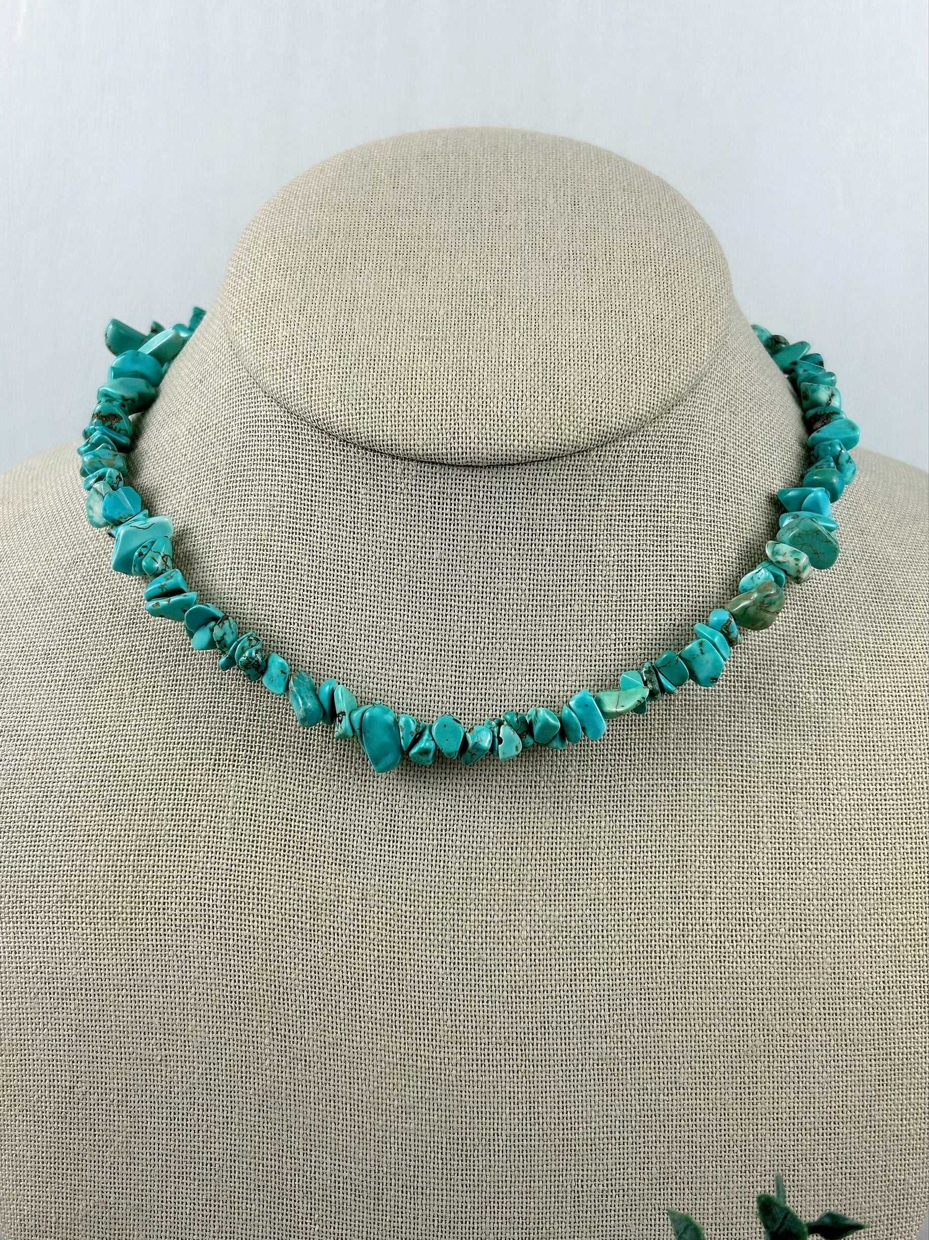 Turquoise Necklace, Beaded Choker, Turquoise Choker Necklace, Gemstone Chip Necklace, Boho Necklace, Layered Necklace, Feminine Jewelry