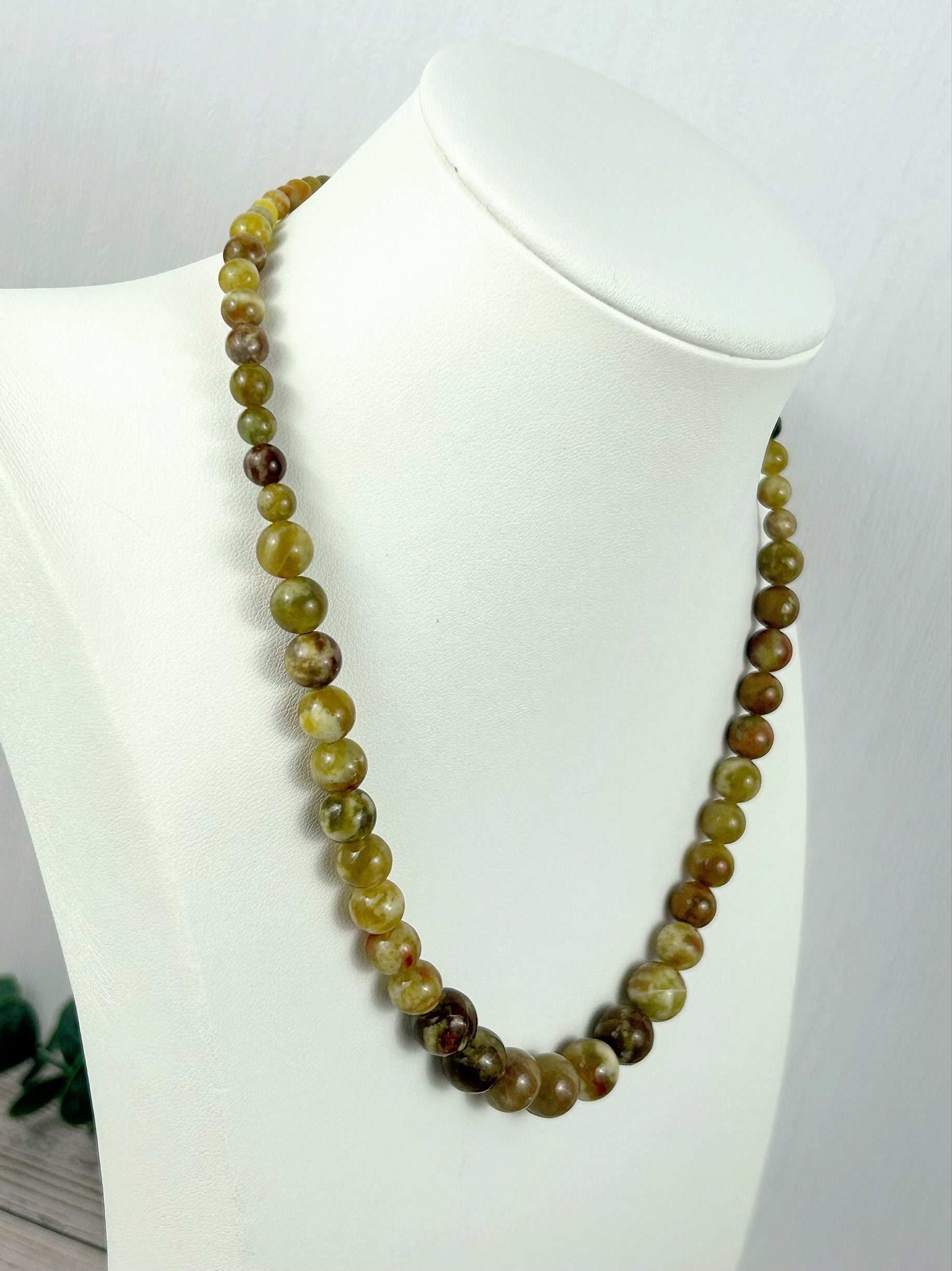 Green Beaded Necklace, Green Serpentine Necklace, Balancing Necklace, Personalized Necklace, Women Necklace, Handmade Necklace, Gift For Her