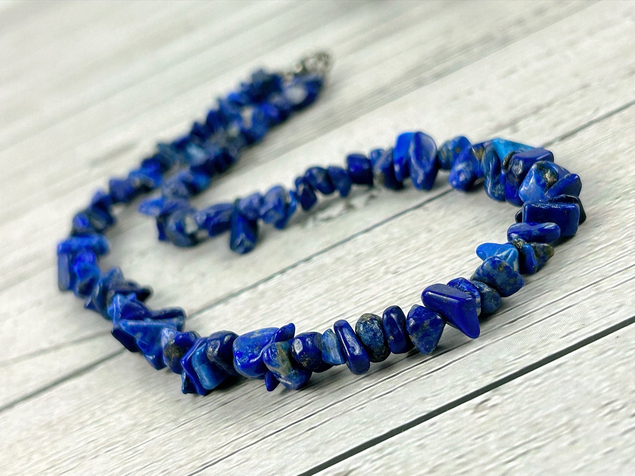 Lapis Lazuli Necklace, Blue Beaded Choker, Lapis Lazuli Choker Necklace, Gemstone Chip Necklace, Boho Necklace, Handmade Jewelry, Gift