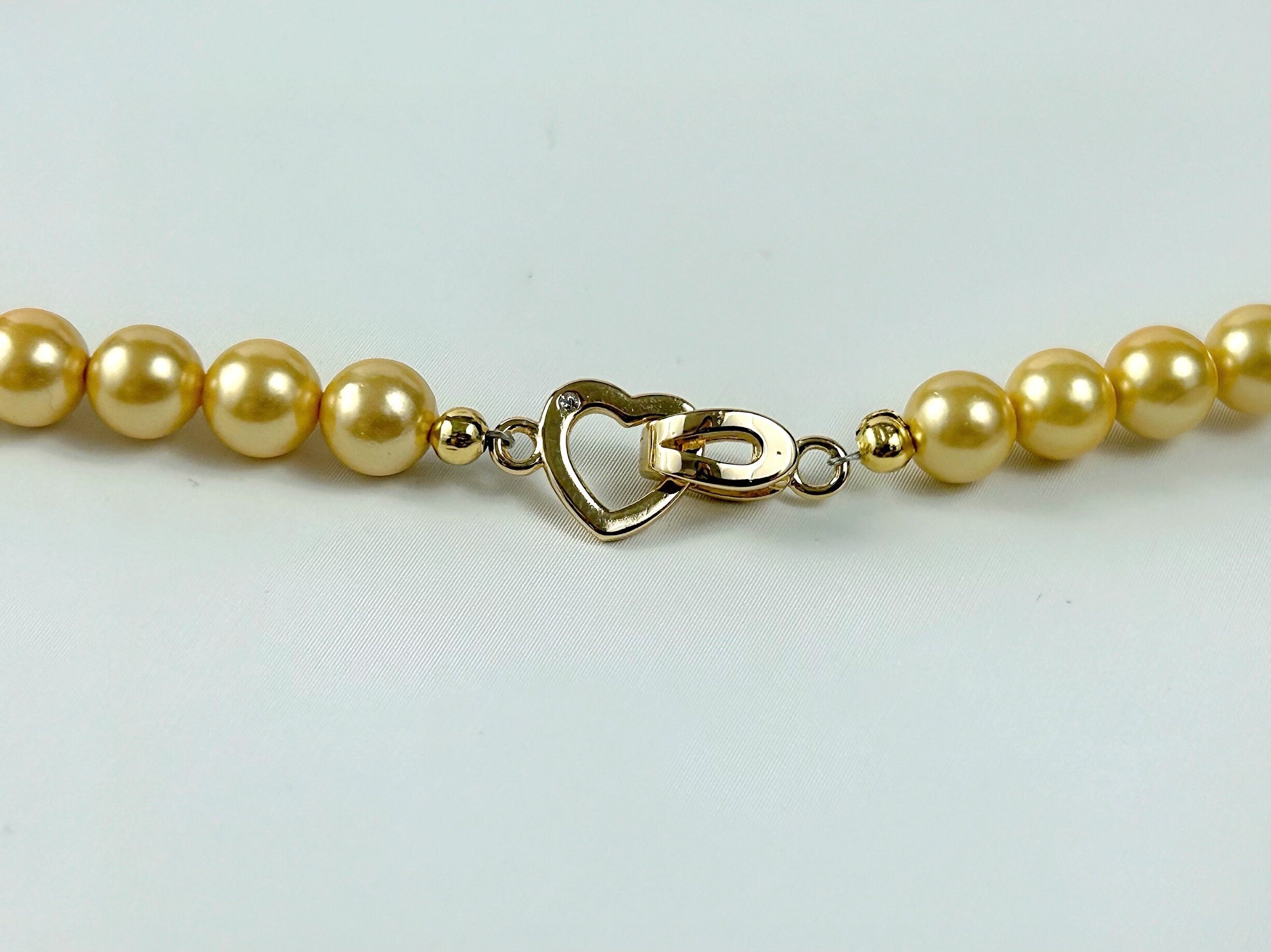 Pearl Necklace, Shell Pearl Necklace, Golden Pearl Necklace, Pearl Jewelry, Necklace for Women, Birthday Gift for Her, Bridesmaid Gift