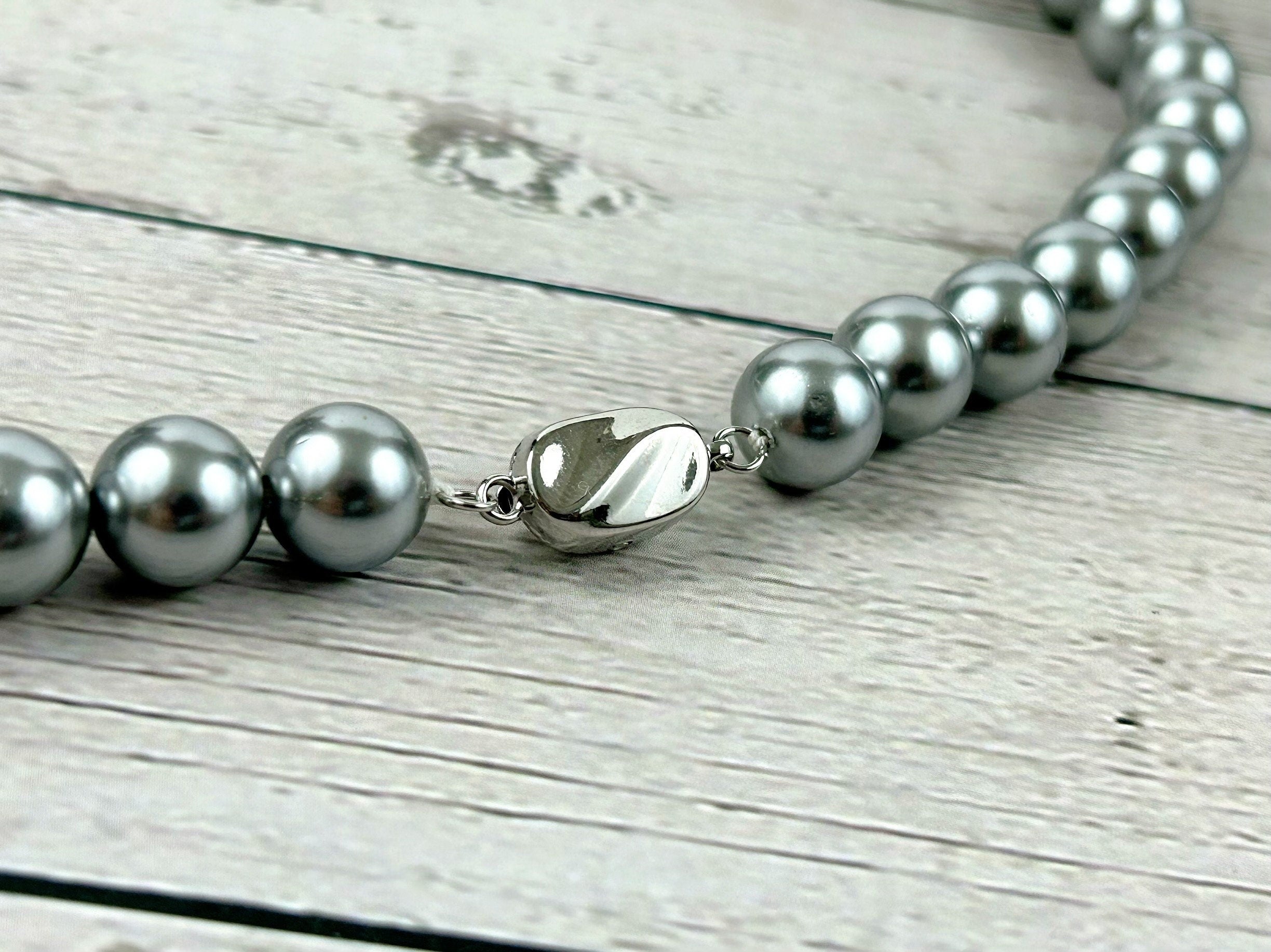 Silver Gray Pearl Necklace, Shell Pearl Necklace, Handmade Jewelry, Grey Pearl Jewelry, Birthday Gift for Her, Bridesmaid Gift