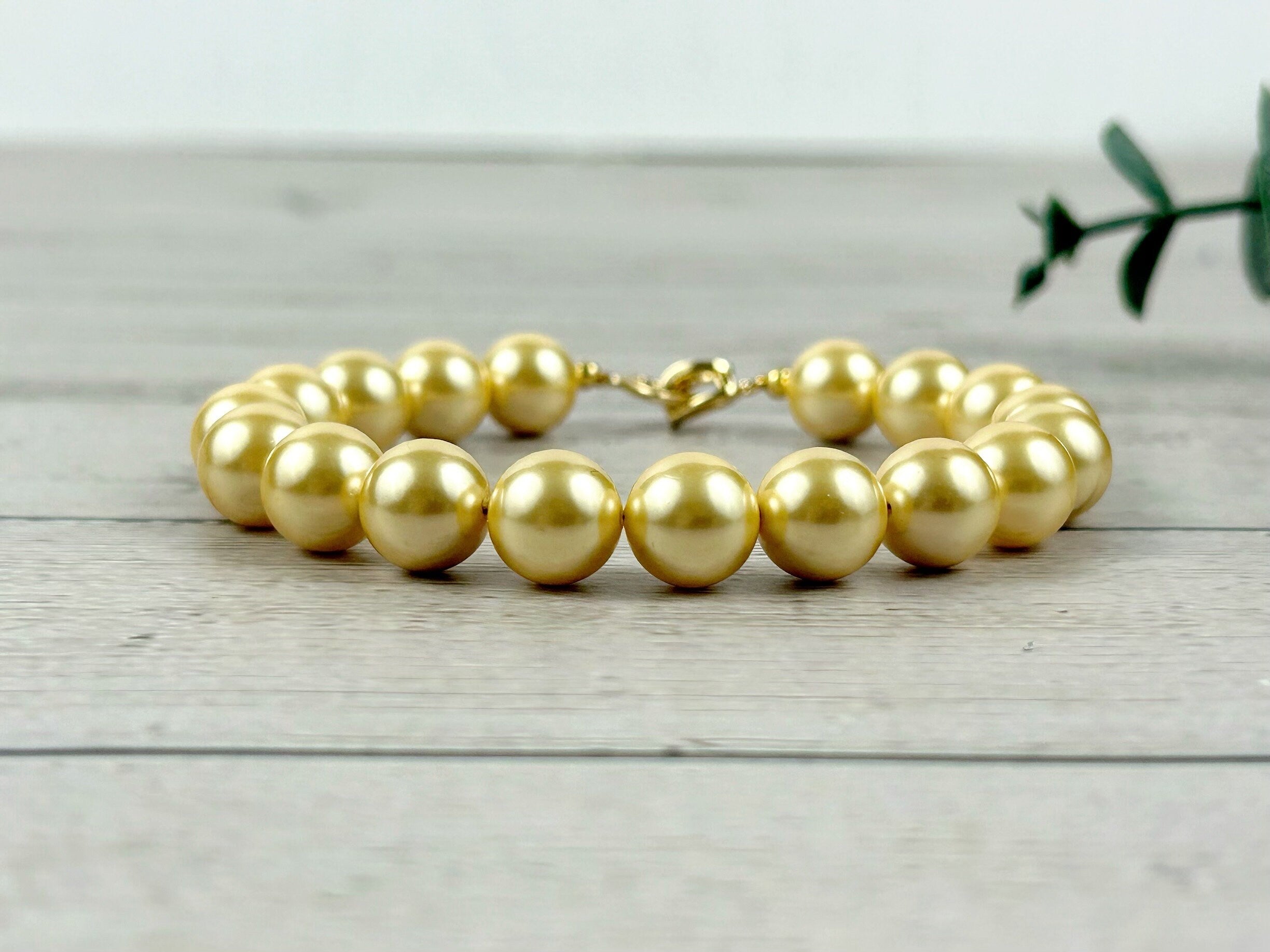 Pearl Bracelet, Golden Pearl Bracelet, Mother of Pearl Bracelet, Gift for Girlfriend, Bracelet for Women, Personalized Bracelet, Handmade