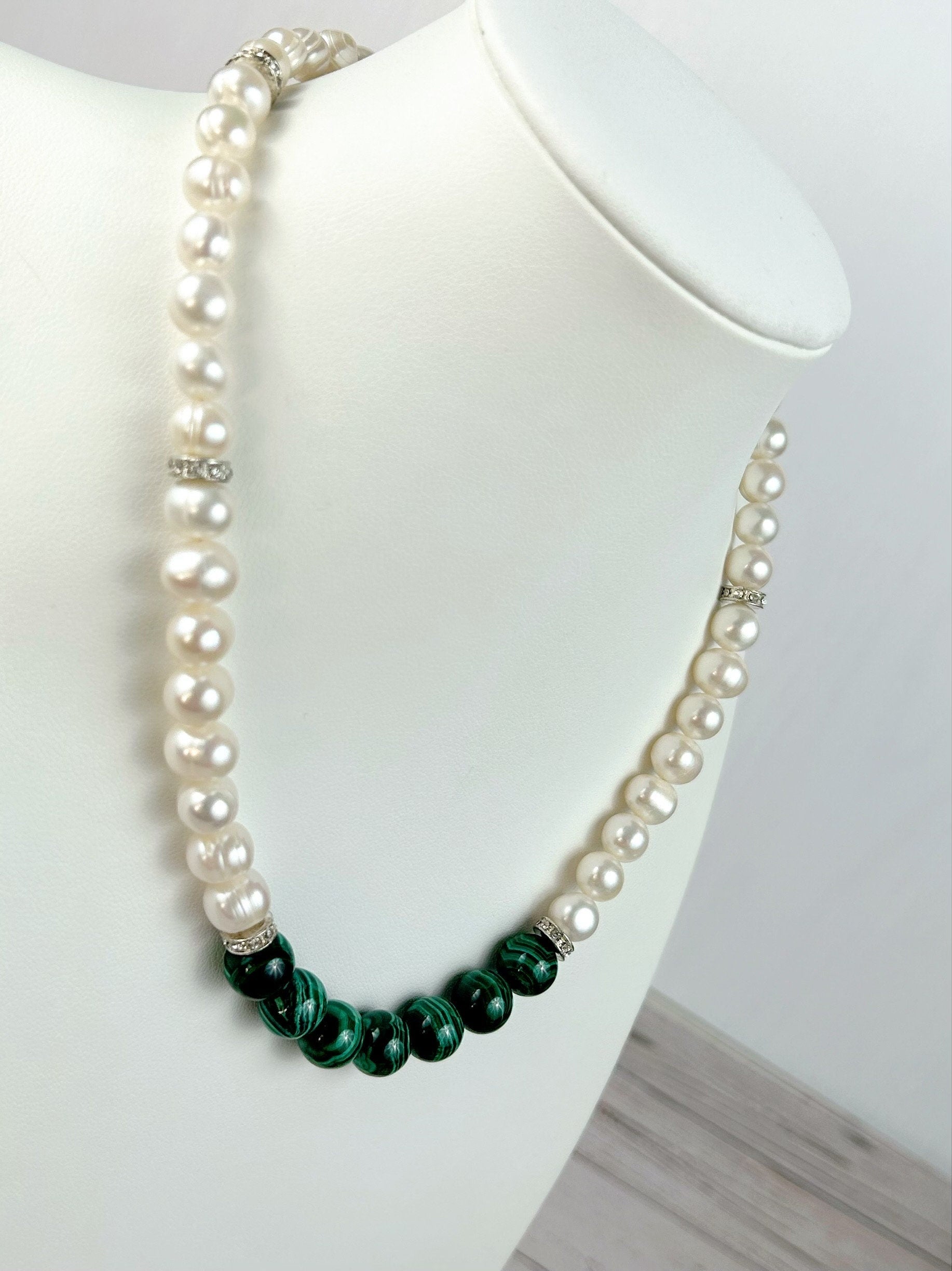 Malachite Necklace, Freshwater Pearl Necklace, Choker Necklace, Birthday Gift For Her, Handmade Jewelry, Statement Necklace, Pearl Necklace