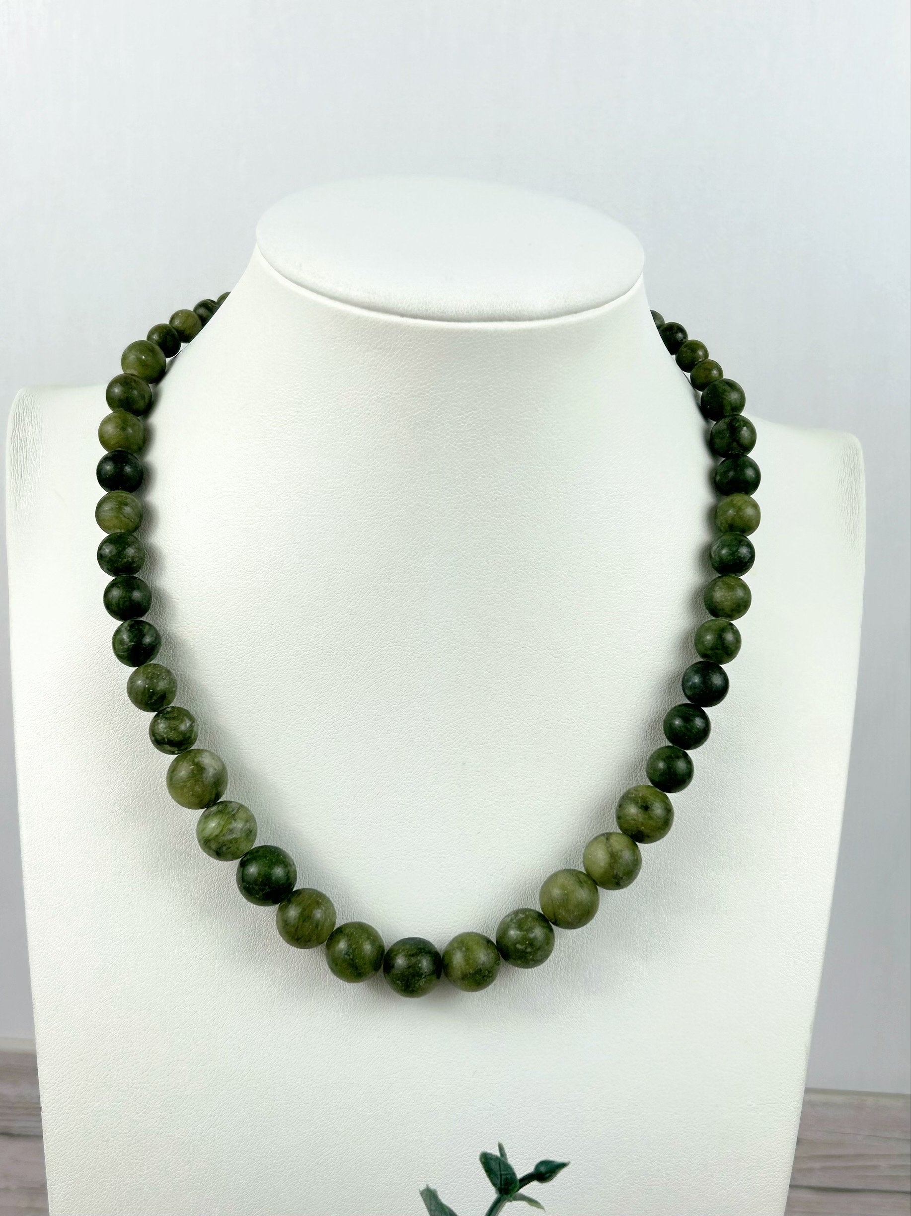 Canadian Jade Necklace, Green Beaded Necklace, Canada Jade Necklace, Protection Necklace, Abundance Necklace, Good Luck Gift for Her