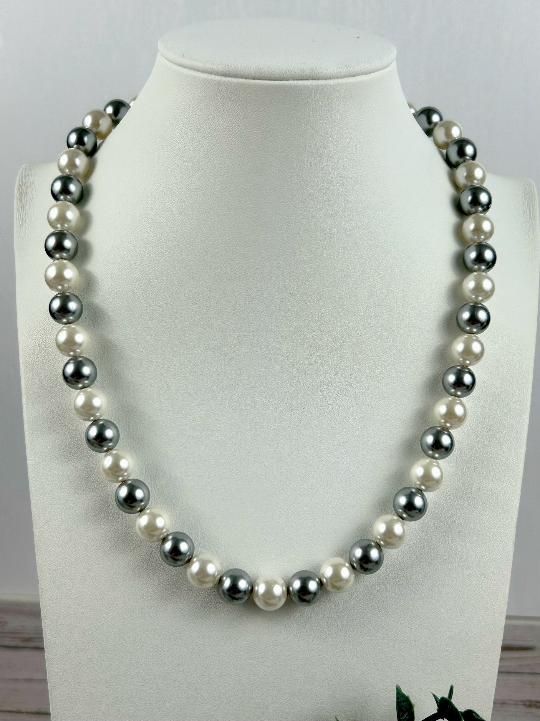 Ivory Pearl Necklace, Gray Pearl Necklace, Handmade Pearl Jewelry, Pearl Necklace for Women, Birthday Gift for Her, Shell Pearl Necklace