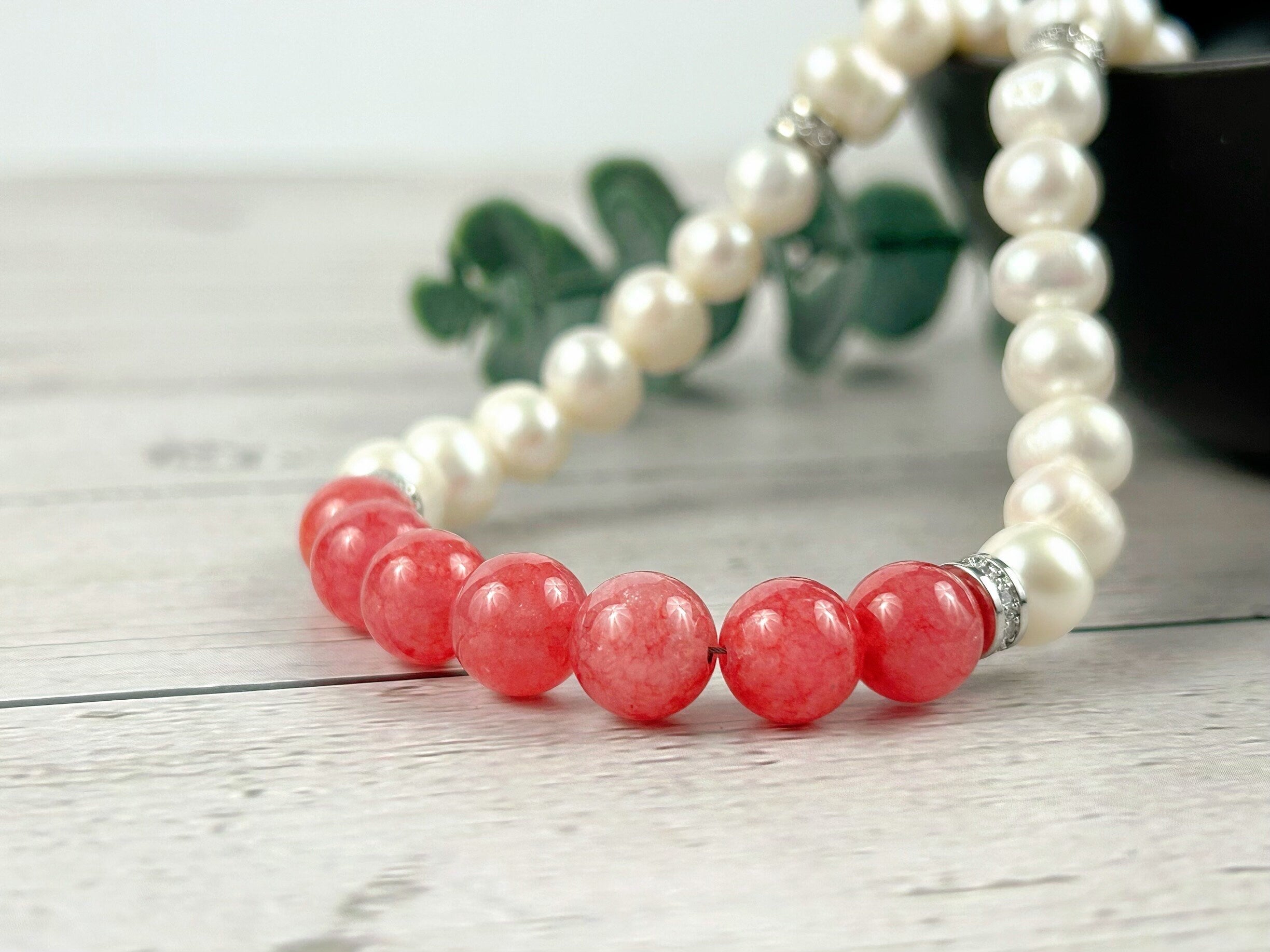 Cherry Quartz Necklace, Freshwater Pearl Necklace, Gift for Her, Choker Necklace, Handmade Jewelry, Gift for Mom, Love Attraction