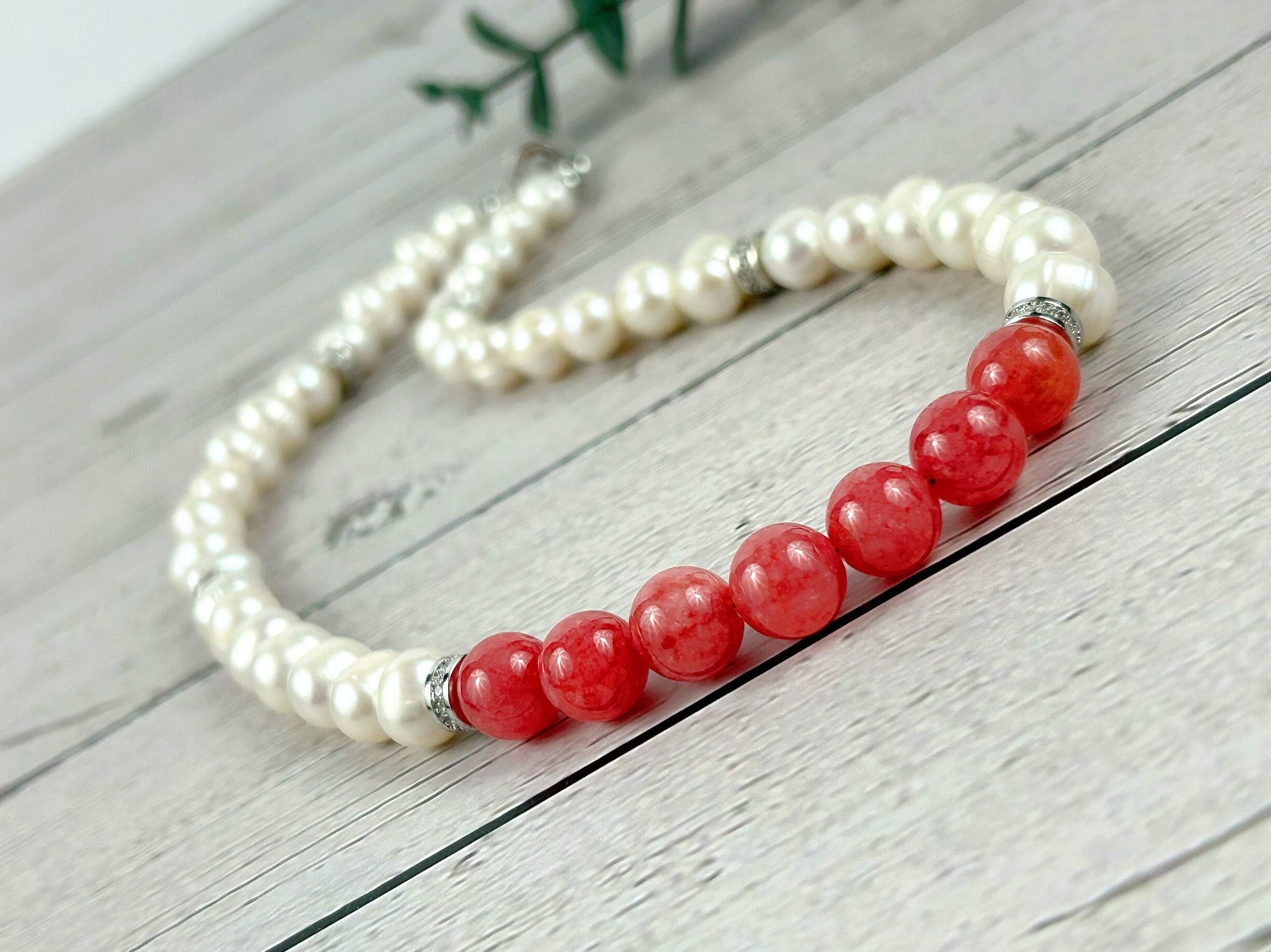 Cherry Quartz Necklace, Freshwater Pearl Necklace, Gift for Her, Choker Necklace, Handmade Jewelry, Gift for Mom, Love Attraction