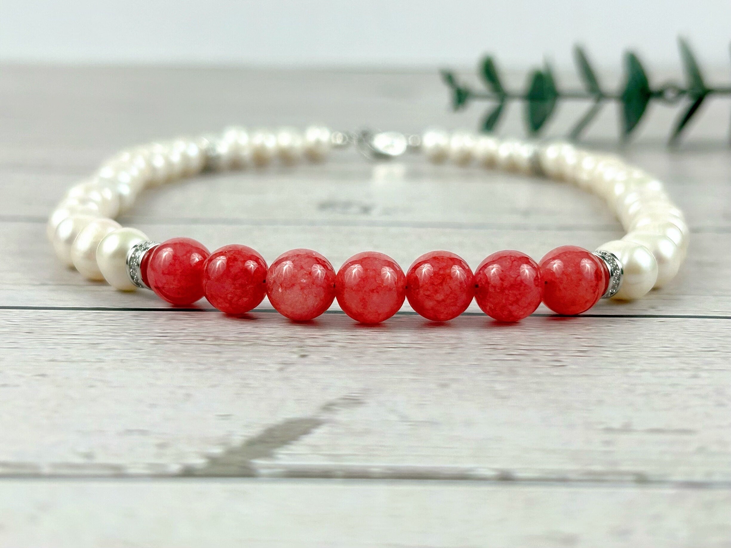 Cherry Quartz Necklace, Freshwater Pearl Necklace, Gift for Her, Choker Necklace, Handmade Jewelry, Gift for Mom, Love Attraction
