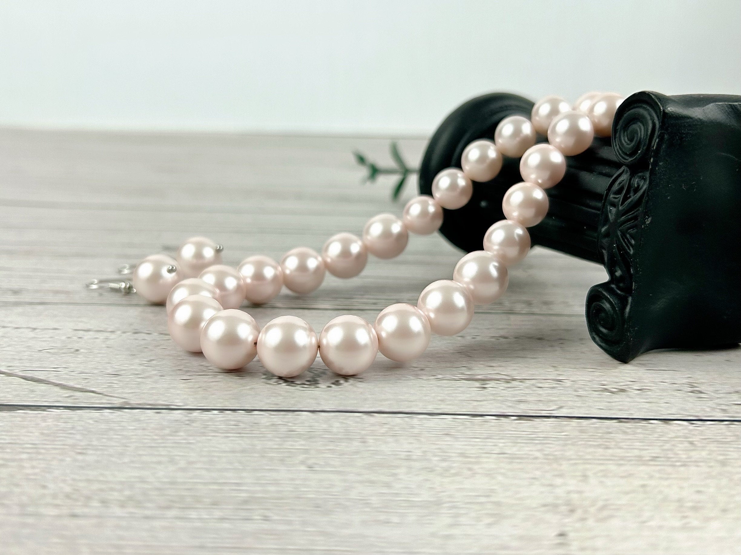 Pearl Necklace, Shell Pearl Necklace, Light Pink Pearl Necklace, Pearl Jewelry, Necklace for Women, Birthday Gift for Her, Bridesmaid Gift