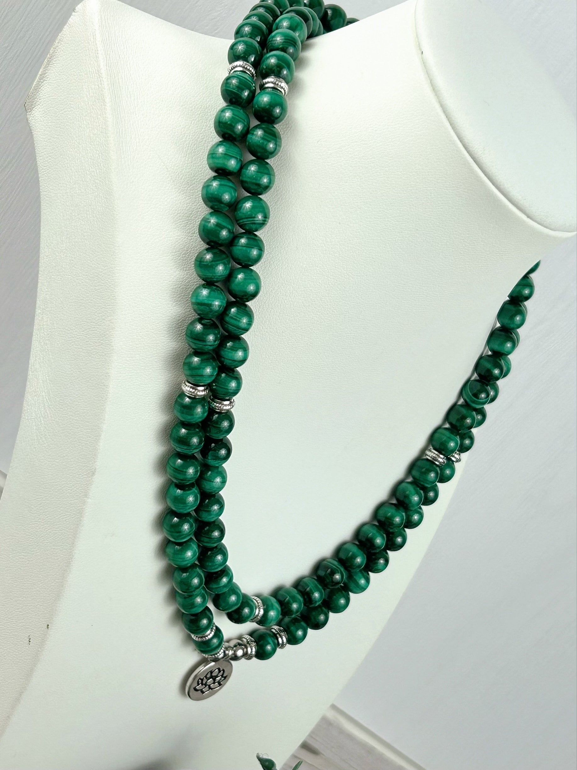 Malachite Mala, Green Beaded 108 Mala Necklace, Japa Mala, Prayer Beads Necklace, Protection Mala, Meditation Necklace, Gift for Mom