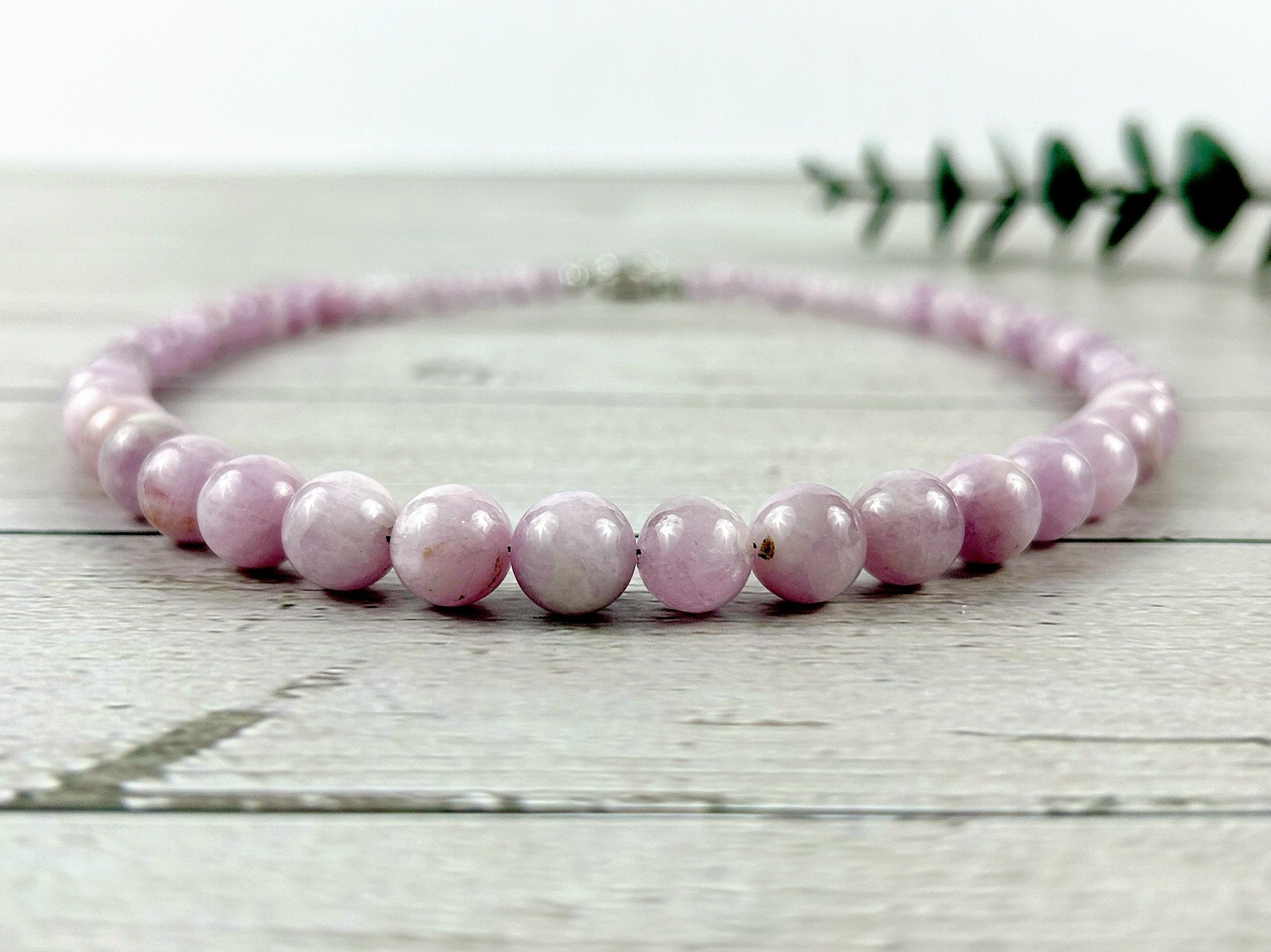 Kunzite Necklace, Purple Beaded Necklace, Natural Stone Necklace, Gemstones Jewelry, Lavender Beaded Necklace, Necklace for Her